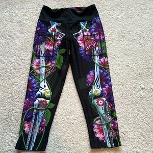 GUC INKNBURN 2019 Calavera Floral Skeloyon Capris
